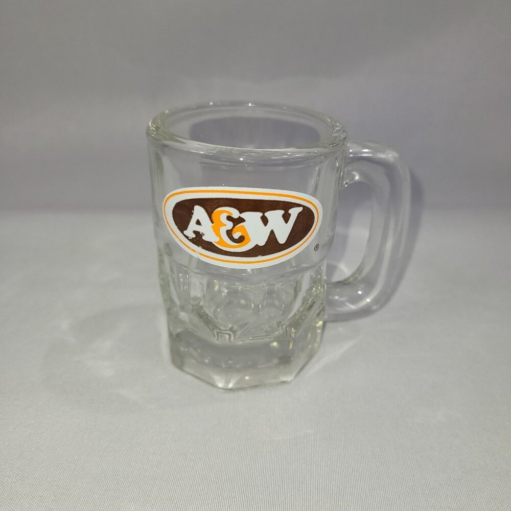 A&W Root Beer Mini Vintage 3.25" Glass Mug Toothpick Holder Restaurant Bear